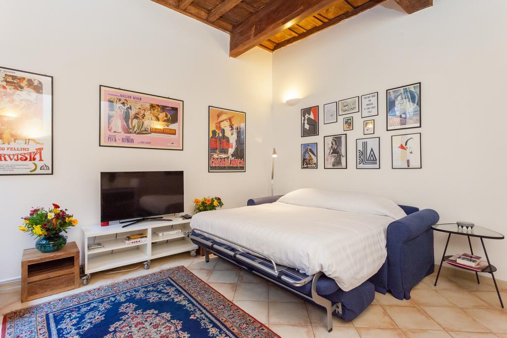 Maisonette Farnese Rome Room photo